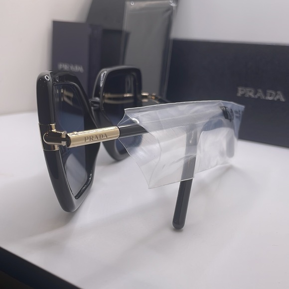 Prada Spr 09w 0PR 09WS Sunglasses PRADA
PR 09WS Nwt Black & Gold - Picture 2 of 6